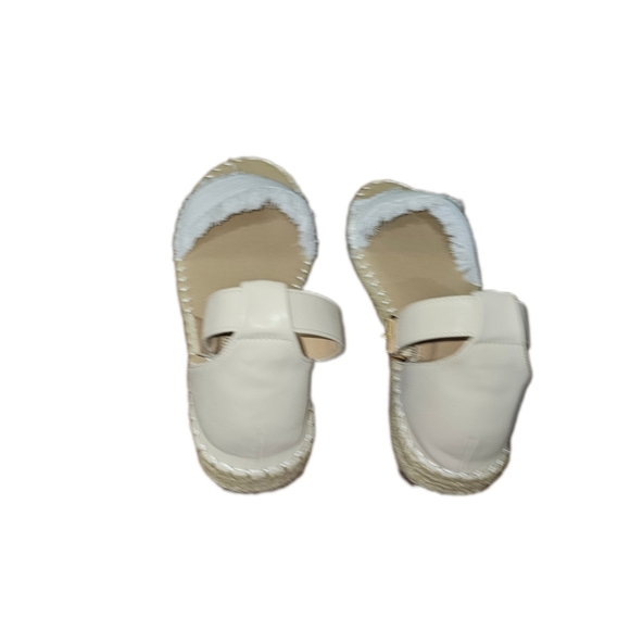 Journee Collection Womens Tristeen Tru Comfort Foam Espadrille Silver Sandal - Picture 3 of 4